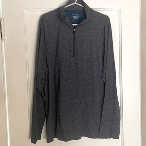Banana republic half zip. Great used condition. Only worn it twice.